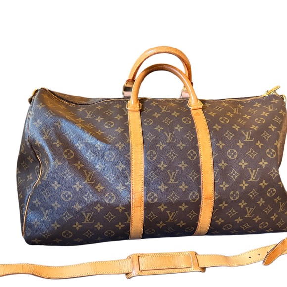 Louis Vuitton Handbags - Auth Louis Vuitton Monogram Keepall Bandouliere 55 Boston Bag